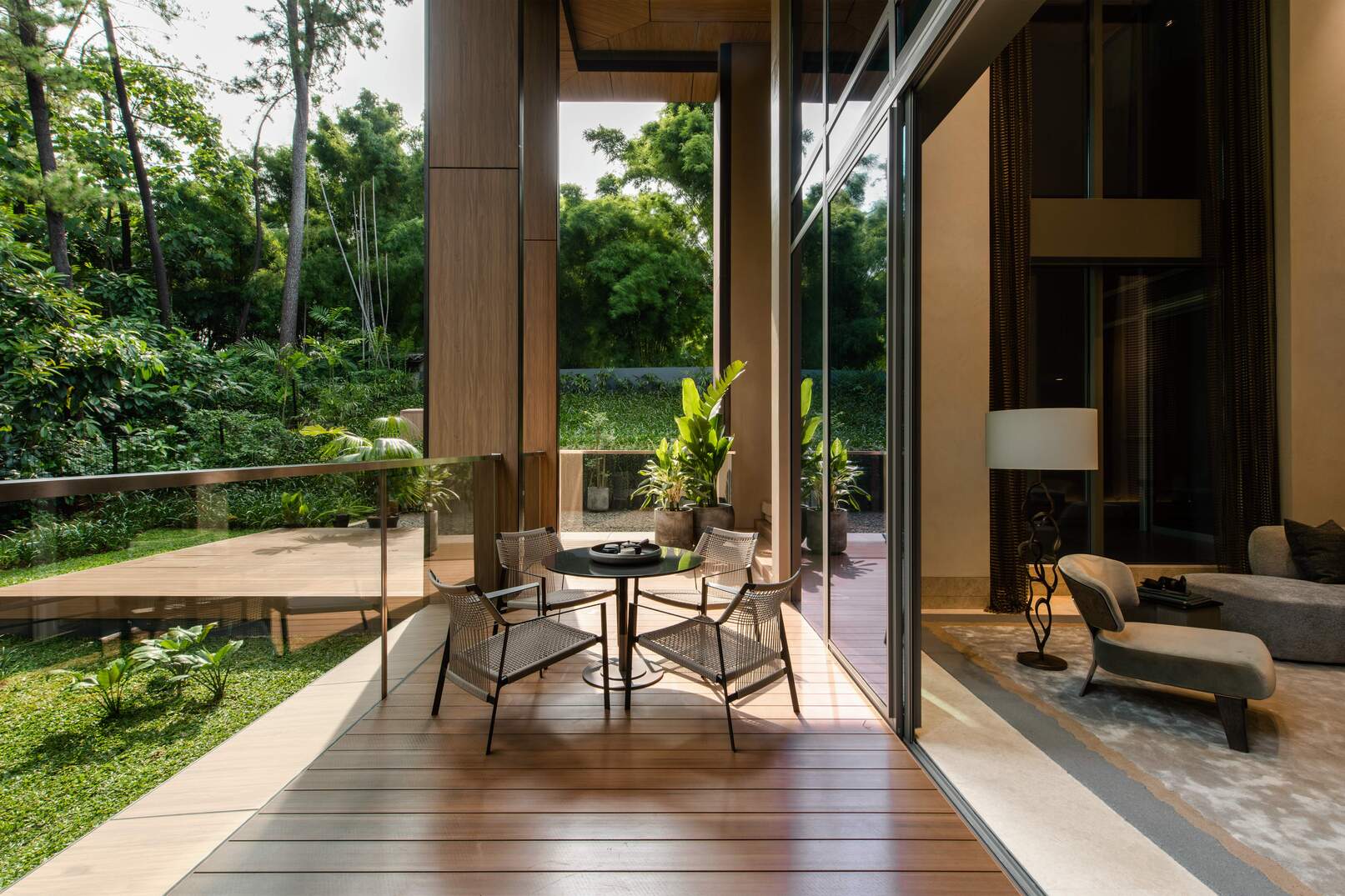 4-Bdrm-outdoor.jpg